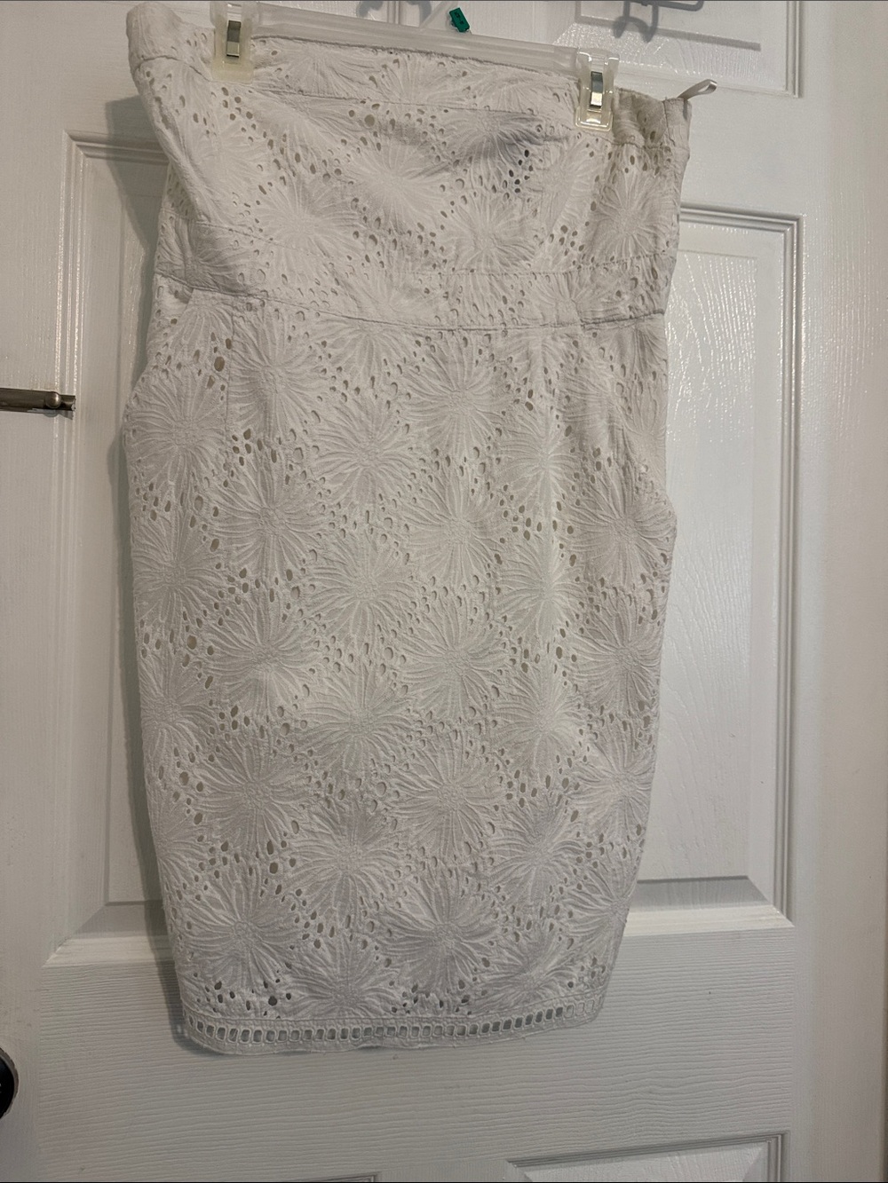 New York & Company White Eyelet Mini  Sheath Dress size 12